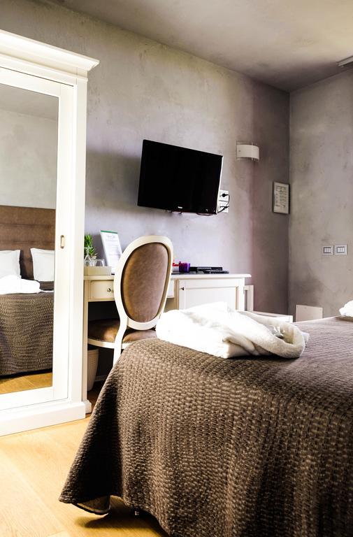 Sweet Life Bed & Breakfast Peschiera del Garda Bagian luar foto