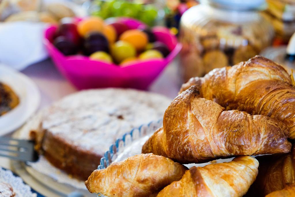 Sweet Life Bed & Breakfast Peschiera del Garda Bagian luar foto