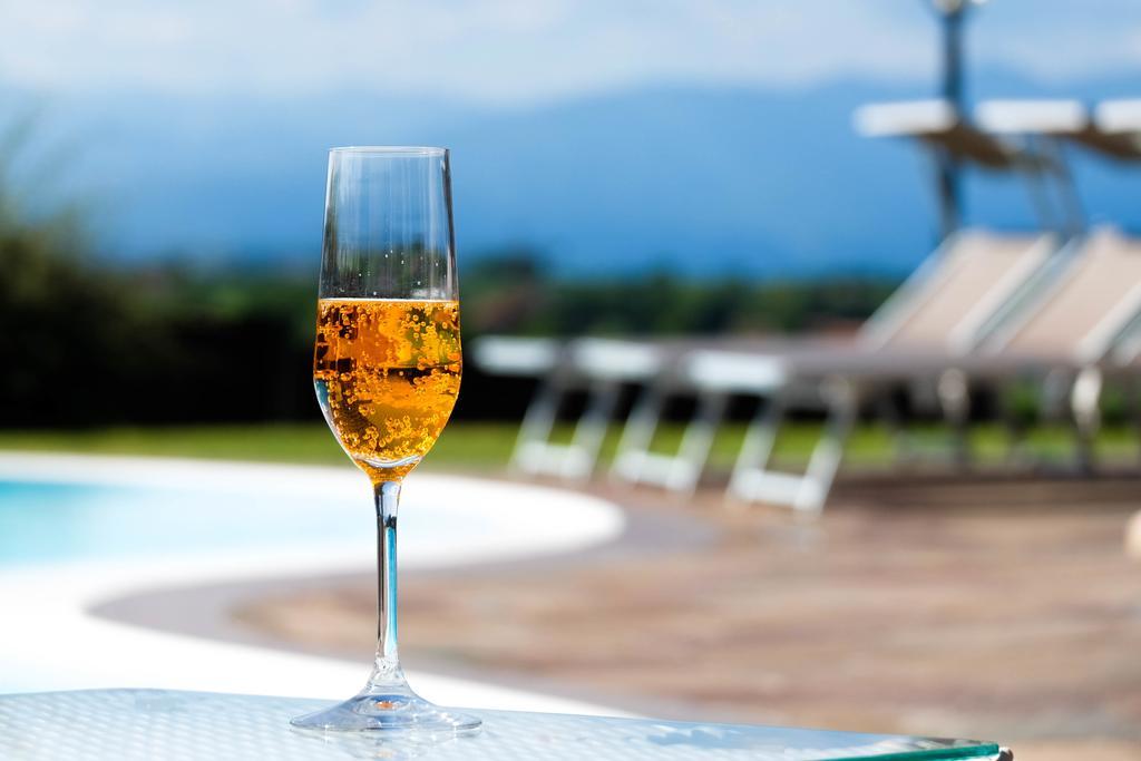 Sweet Life Bed & Breakfast Peschiera del Garda Bagian luar foto