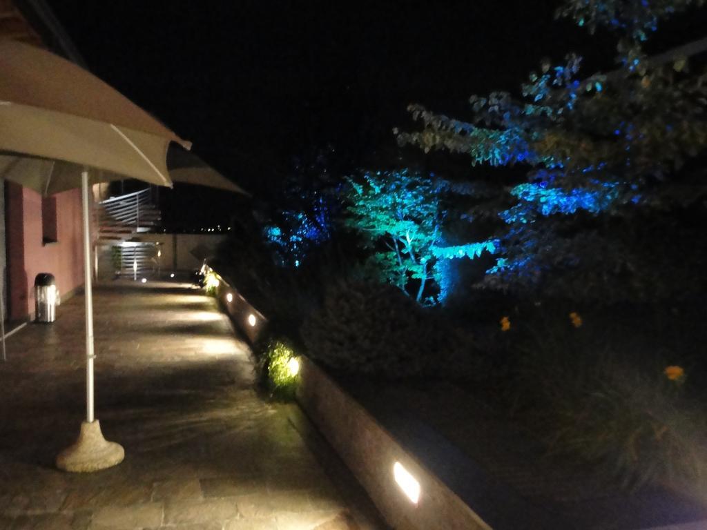Sweet Life Bed & Breakfast Peschiera del Garda Bagian luar foto